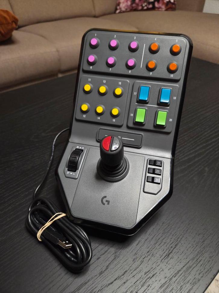 Logitech Side Panel 2 maand gerbuikt, Computers en Software, Joysticks, Zo goed als nieuw, Ophalen of Verzenden