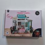 Crafts and co miniature sweet café, Hobby en Vrije tijd, Modelbouw | Overige, Nieuw, Groter dan 1:32, Ophalen