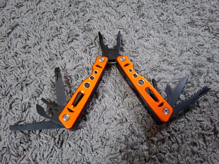 Stoic multitool, Caravans en Kamperen, Kampeergereedschap, Zo goed als nieuw, Ophalen of Verzenden