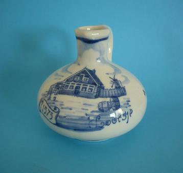 Klein steen Bols kruikje, Zenith Gouda. beschikbaar voor biedingen