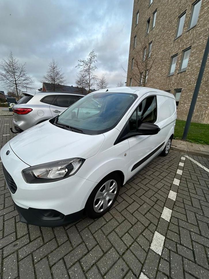Ford Transit Courier GB 1.5 Tdci Duratorq 75pk S&S 2021 Wit, Auto's, Bestelauto's, Ford, Diesel, Handgeschakeld, Geïmporteerd
