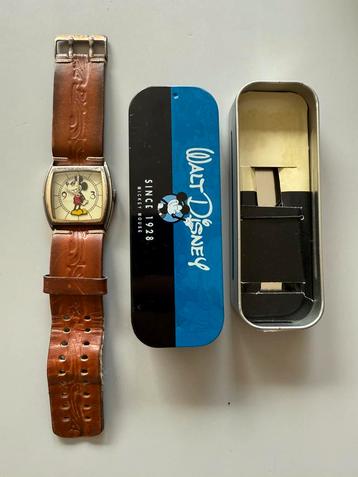 Disney mickey mouse horloge beschikbaar voor biedingen