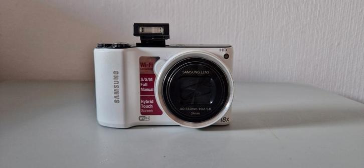 Samsung WB200F touchscreen, 18x zoom, wifi, Audio, Tv en Foto, Videocamera's Digitaal, Zo goed als nieuw, Geheugenkaart, Samsung