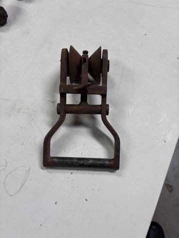 Antieke groef of sleufsnijder beschikbaar voor biedingen