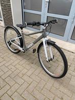 Woom 6 showroom model, Ophalen, Zo goed als nieuw