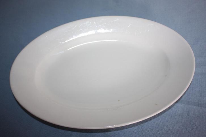 P. Regout Maastricht schaal, nr P 32, 32 cm bij 20,9 cm, Antiek en Kunst, Antiek | Servies los, Ophalen of Verzenden