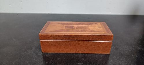 houten doosje, Antiek en Kunst, Curiosa en Brocante, Ophalen of Verzenden