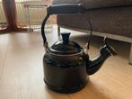 Le Creuset Ketel - Zwart - 1.1 Liter, Ophalen of Verzenden, Gebruikt