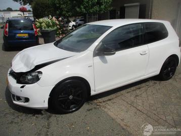 Volkswagen Golf 1.2 TSI Comfortline BlueMotion beschikbaar voor biedingen