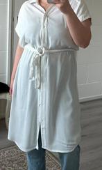 H&M witte blouse met ceintuur, korte mouwen en knoopsluiting, Kleding | Dames, Maat 38/40 (M), H&M, Wit, Ophalen of Verzenden