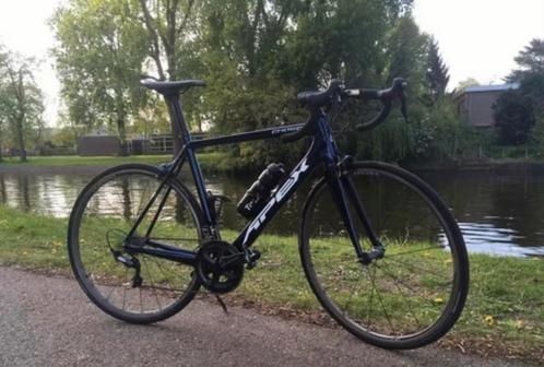 Apex Carbon racefiets mt56, Fietsen en Brommers, Fietsen | Racefietsen, Zo goed als nieuw, Overige merken, Meer dan 20 versnellingen