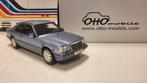 Otto Mobile Mercedes-Benz W124 C124 E320 Pearl Blue, Hobby en Vrije tijd, Modelauto's | 1:18, OttOMobile, Auto, Ophalen of Verzenden