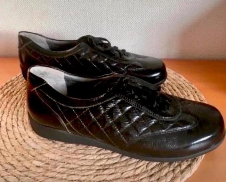 Nieuwe La Dysko lakleren schoenen - Maat 41, Kleding | Dames, Schoenen, Nieuw, Instappers, Zwart, Ophalen of Verzenden