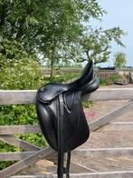 WOW Flair dressuur zadel 17-17,5 inch, Dieren en Toebehoren, Paarden en Pony's | Zadels, Ophalen, Zo goed als nieuw, Dressuur