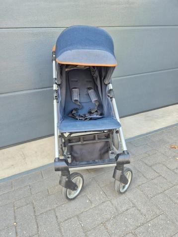 Mutsy buggy (heel compact en stabiel) beschikbaar voor biedingen