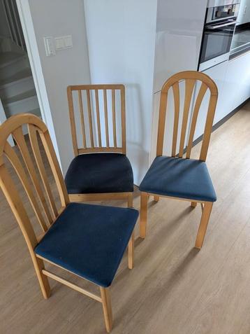 stoelen beschikbaar voor biedingen