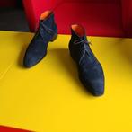 Santoni half hoog suede schoenen met blauwe kleur 41/5, Blauw, Ophalen of Verzenden, Zo goed als nieuw, Santoni