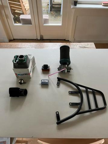 Piaggio scooter onderdelen beschikbaar voor biedingen