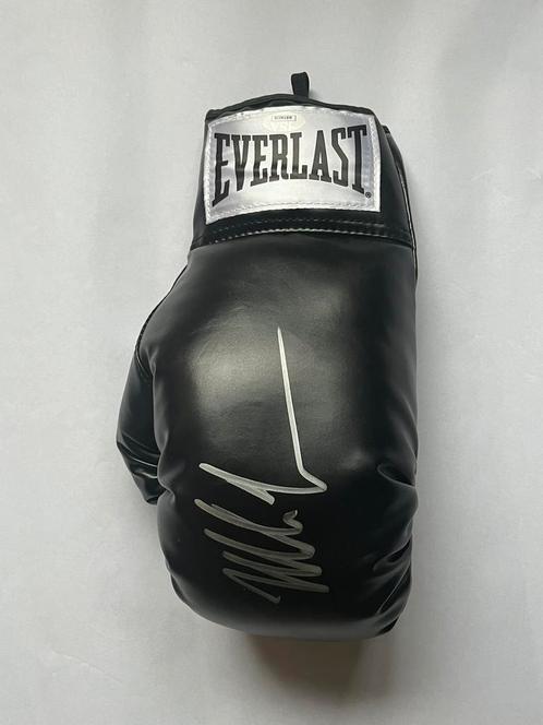 Mike Tyson Signed bokshandschoen JSA CERTIFIED, Sport en Fitness, Boksen, Zo goed als nieuw, Ophalen of Verzenden