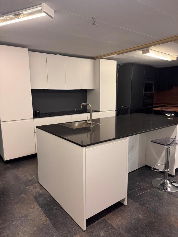 Luxe Nolte kookeiland met graniet werkblad!, Huis en Inrichting, Keuken | Complete keukens, Nieuw, Overige typen, Wit, Graniet of Steen