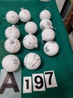kerstballen gips wit 12 x, Diversen, Kerst, Ophalen of Verzenden