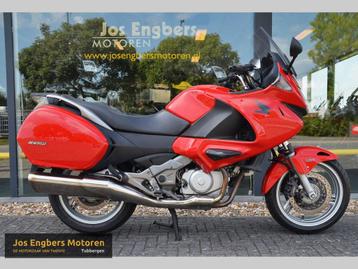 HONDA NT 700 V DEAUVILLE ABS / 2016 / 1ste eigenaar! beschikbaar voor biedingen