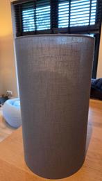 Grijze Stoffen Lampenkap - Moderne Stijl, Huis en Inrichting, Lampen | Lampenkappen, Ophalen of Verzenden