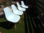 Eettafel stoelen set (4x lichtblauw scandinavisch design), Blauw, Scandinavisch, Zo goed als nieuw, Vier