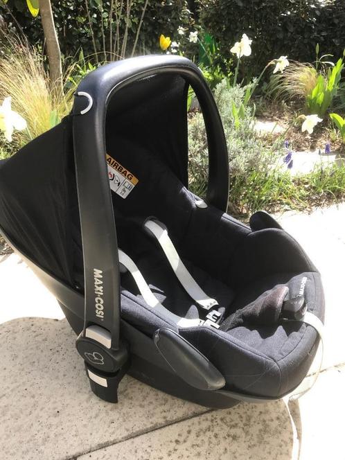 Maxi-cosi pebble black diamond en Maxi-cosi familyfix, Kinderen en Baby's, Autostoeltjes, Gebruikt, Maxi-Cosi, 0 t/m 13 kg, Isofix