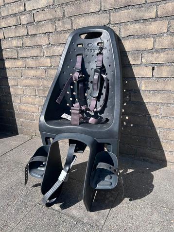 Yepp Maxi zwart fietsstoeltje beschikbaar voor biedingen
