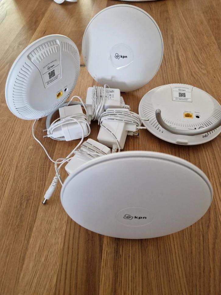 KPN super WiFi   4 stuks, Computers en Software, WiFi-versterkers, Gebruikt, Ophalen of Verzenden
