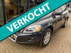 Volvo XC60 3.0 T6 AWD Momentum, Auto's, Volvo, Automaat, Gebruikt, 2000 kg, Parkeersensor