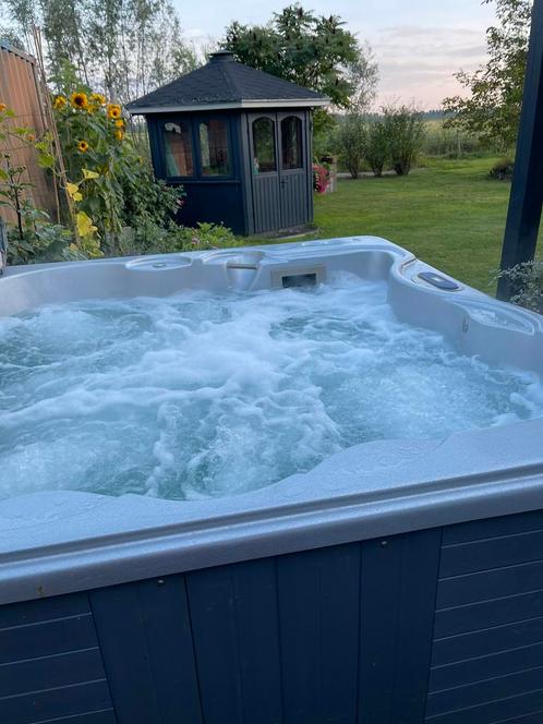 Jacuzzi opknapper, Tuin en Terras, Bubbelbaden en Hottubs, Gebruikt, Vast, Trap, Ophalen