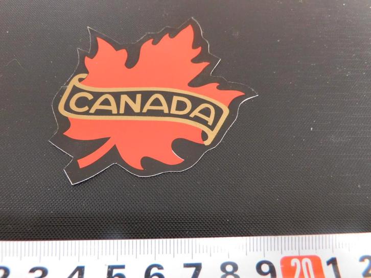 sticker CANADA maple leaf, Verzamelen, Stickers, Zo goed als nieuw, Ophalen