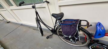 Omafiets beschikbaar voor biedingen