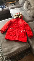 Rode winterjas, Ophalen, Gedragen, Jack