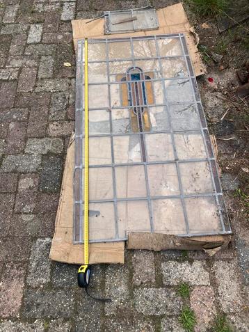 Glas en lood raam beschikbaar voor biedingen