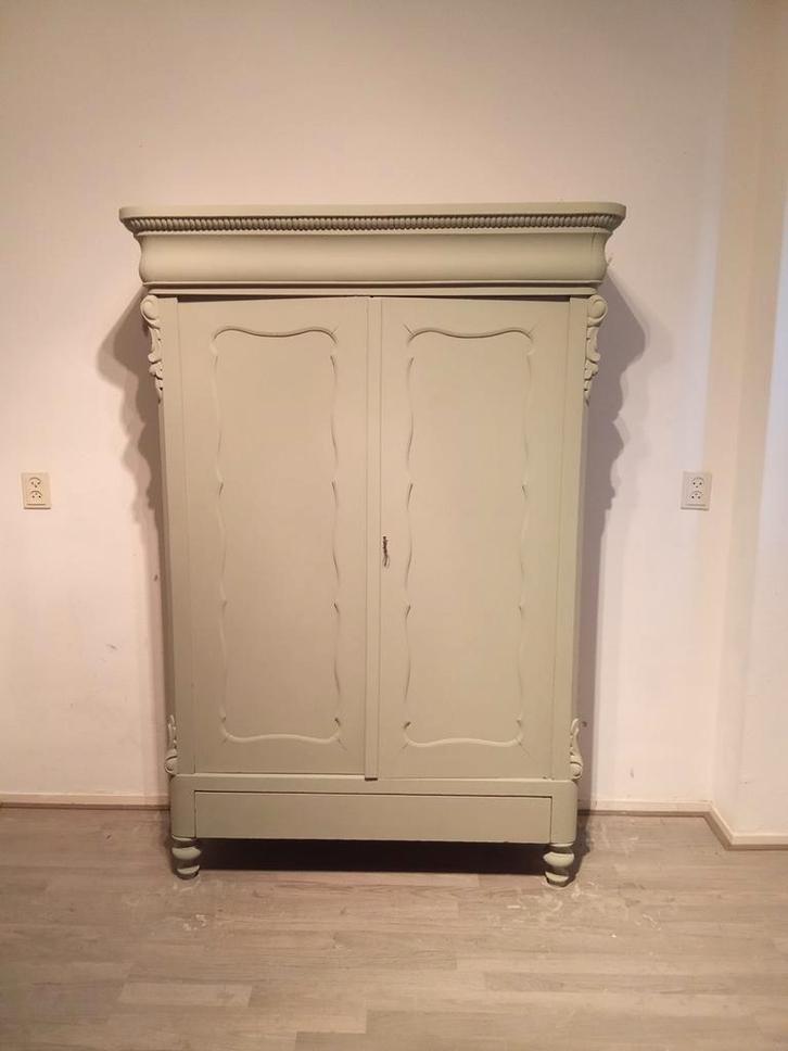 Antieke biedermeier meidenkast/kinderkamerkast/(demontabel, Antiek en Kunst, Antiek | Meubels | Kasten, Ophalen of Verzenden