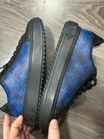 Louis Vuitton Sneakers - Zo Goed Als Nieuw - Maat 42, Ophalen of Verzenden, Zo goed als nieuw, Blauw, Sneakers of Gympen