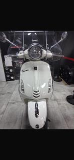 Vespa Primavera 50, Fietsen en Brommers, Ophalen, Gebruikt, Maximaal 45 km/u, 50 cc