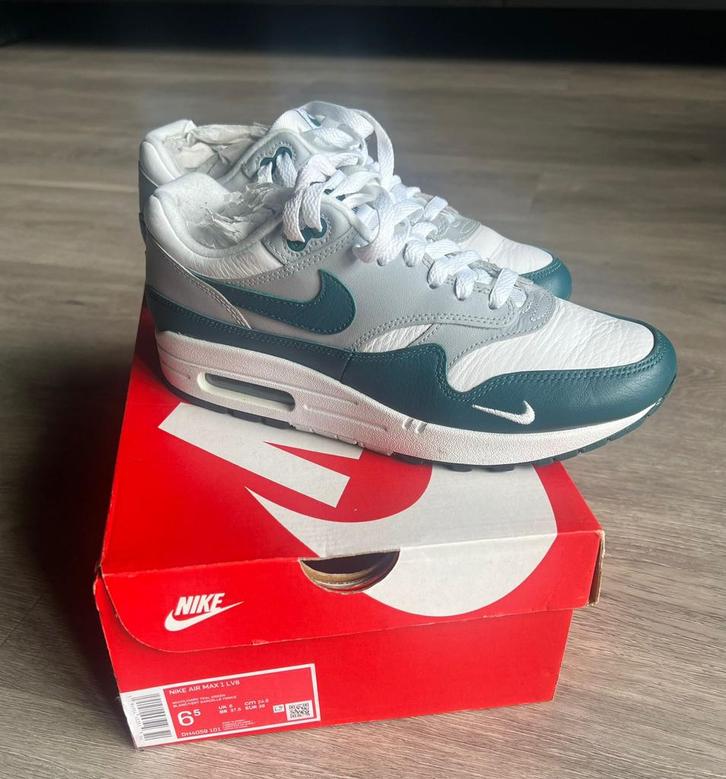 Nike Air Max 1 Dark Teal Green maat 39, Kleding | Dames, Schoenen, Nieuw, Sneakers of Gympen, Groen, Ophalen of Verzenden