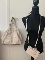 Beige schoudertas PU leer croco print, Ophalen of Verzenden, Zo goed als nieuw, Beige