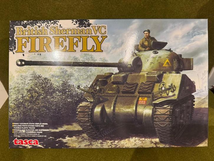 Tasca 1/35 Sherman VC Firefly + Friul track + Voyager PE set, Hobby en Vrije tijd, Modelbouw | Auto's en Voertuigen, Zo goed als nieuw