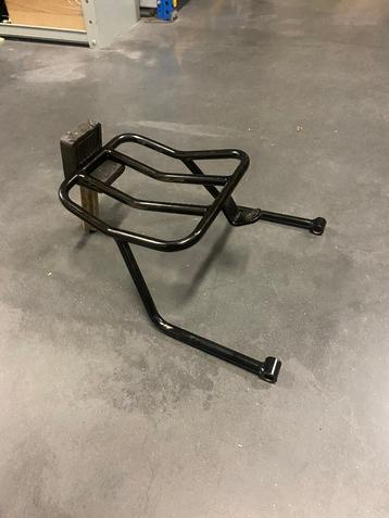 Honda rebel 500 achter rekje  beschikbaar voor biedingen