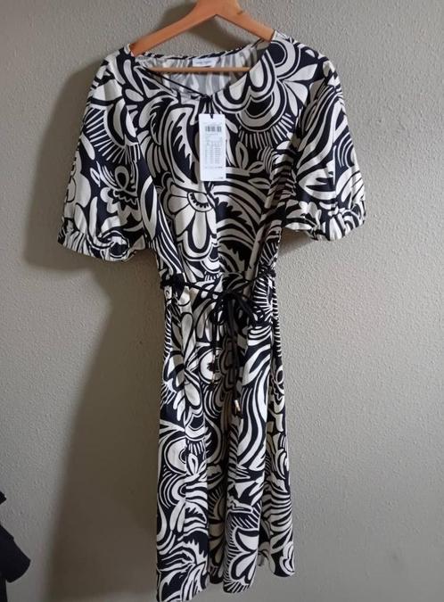 jurk Gerry Weber NIEUW maat 40/42, Kleding | Dames, Jurken, Zo goed als nieuw, Maat 42/44 (L), Zwart, Onder de knie, Ophalen of Verzenden