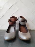 Zilverkleurige leren Camper pumps 39., Kleding | Dames, Schoenen, Pumps, Overige kleuren, Camper, Ophalen of Verzenden