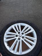 Skoda 19 inch banden met velgen, Gebruikt, Banden en Velgen, 235 mm, Personenwagen