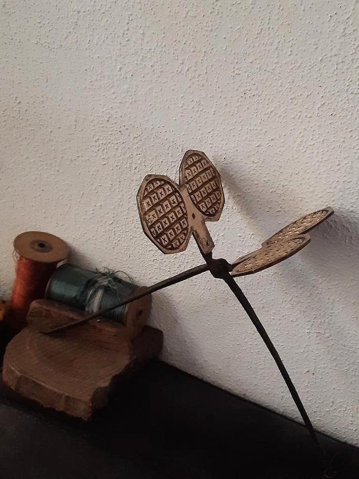 Oude wafelijzer ,smeedijzer,koper?Kniepertjestang ,landelijk, Antiek en Kunst, Curiosa en Brocante, Ophalen of Verzenden