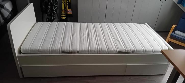 IKEA Malvik 1-persoonsbed met lades, Huis en Inrichting, Slaapkamer | Bedden, Eenpersoons, 90 cm, 200 cm, Hout, Wit, Ophalen