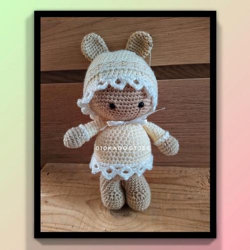 Nieuwe zelfgehaakte knuffels. Lief meisje, konijntje. Geel., Kinderen en Baby's, Speelgoed | Knuffels en Pluche, Nieuw, Konijn